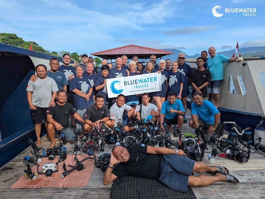 A happy group of Bluewater guests