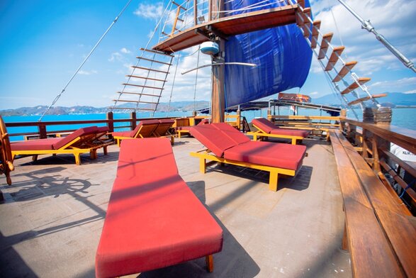 Sea Safari VII Liveaboard