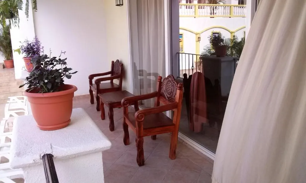 west-bay-colonial-2-triple-room-balcony-4.jpg
