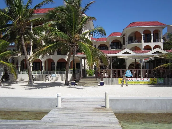 sunbreeze-suites-belize-3.jpg