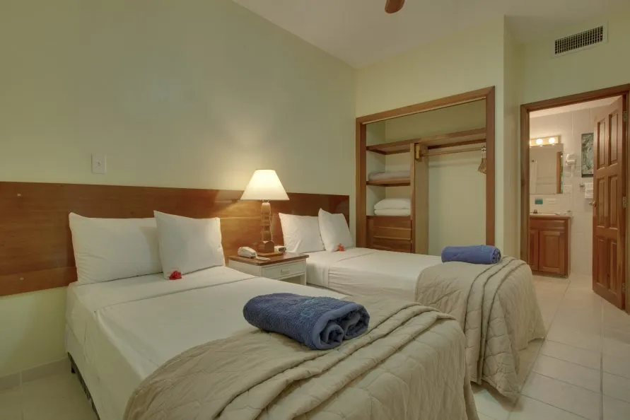 sunbreeze-suites-belize-6-ocean-view-suite-3.jpg