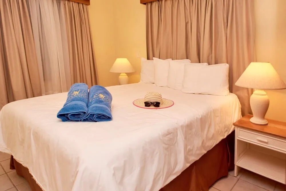 sunbreeze-suites-belize-7-ocean-font-suite-3.jpg