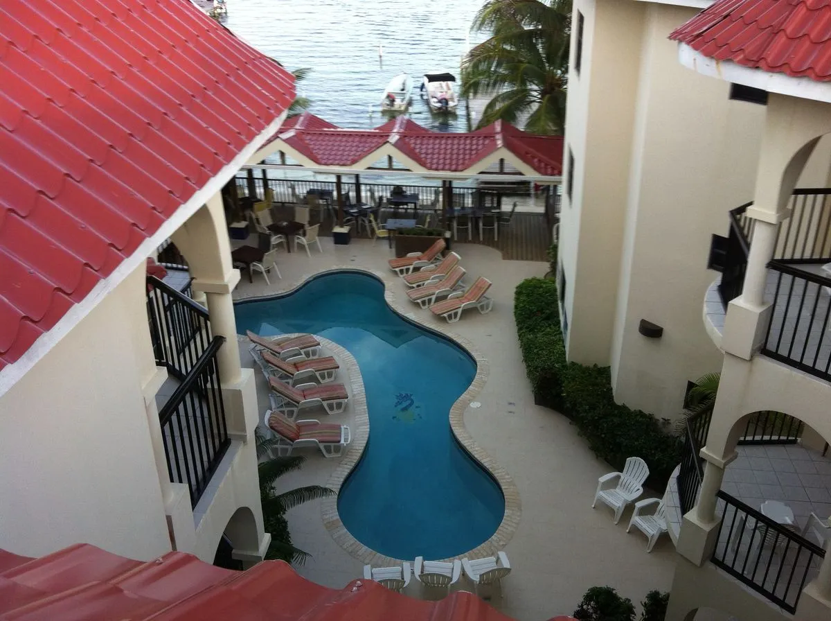 sunbreeze-suites-belize-8.jpg