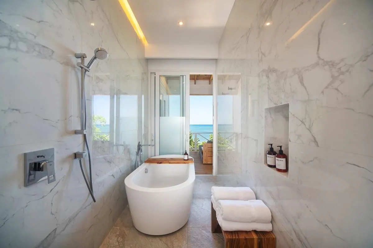 Ibagari bath tub